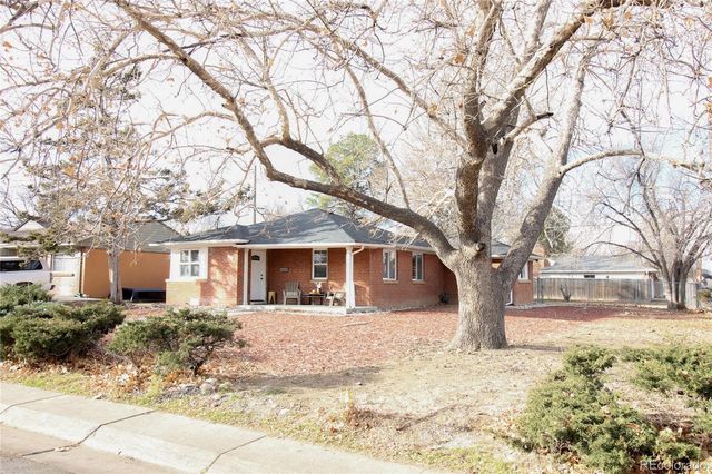 1373 Florence Street, Aurora, CO 80010