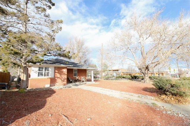 1373 Florence Street, Aurora, CO 80010