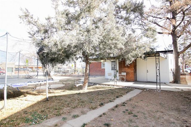 1373 Florence Street, Aurora, CO 80010