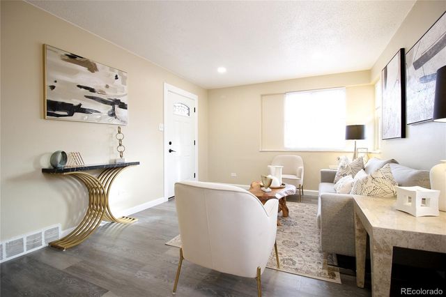 1373 Florence Street, Aurora, CO 80010