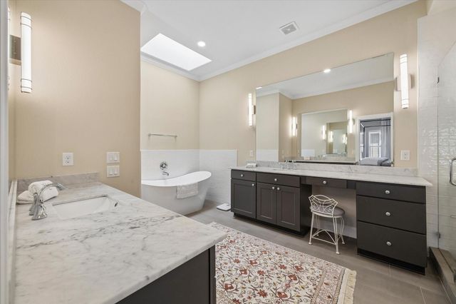 815 Shallow Hollow Drive, Houston, TX 77018