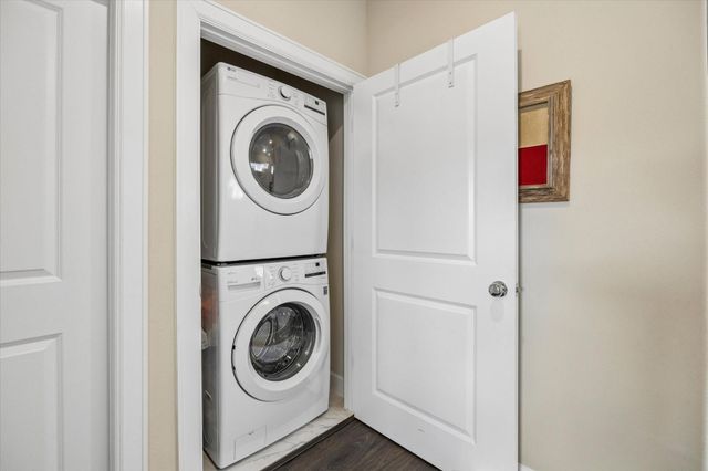 815 Shallow Hollow Drive, Houston, TX 77018