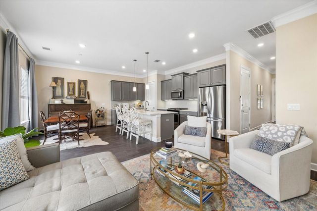 815 Shallow Hollow Drive, Houston, TX 77018