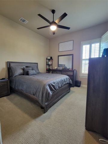 1111 Hayfield Drive, Midlothian, TX 76065