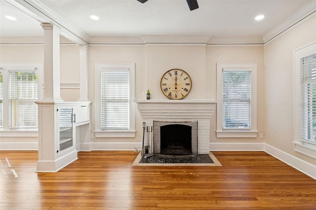 322 11TH AVENUE N, St Petersburg, FL 33701