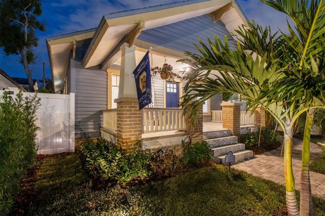 322 11TH AVENUE N, St Petersburg, FL 33701