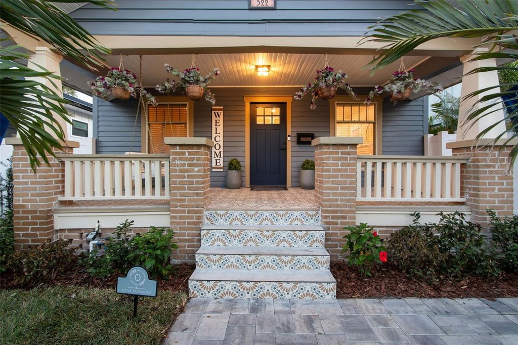 322 11TH AVENUE N, St Petersburg, FL 33701