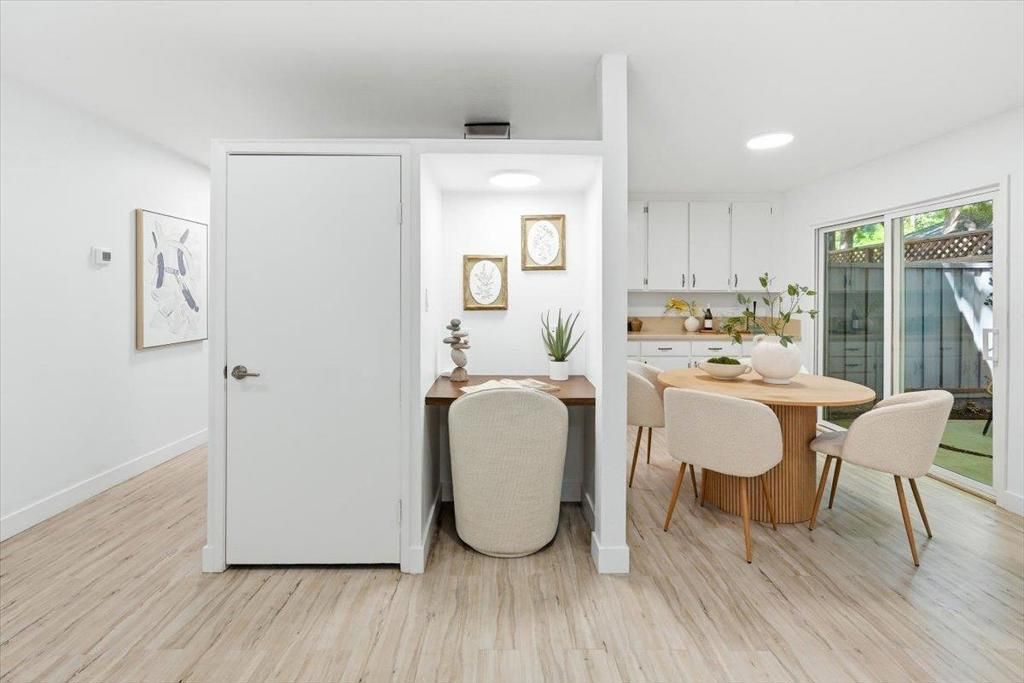 Image 12 of property listing at 453 N Rengstorff Avenue 19, Mountain View, CA 94043