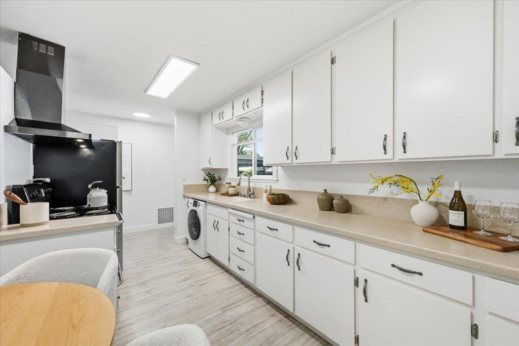 Image 19 of property listing at 453 N Rengstorff Avenue 19, Mountain View, CA 94043