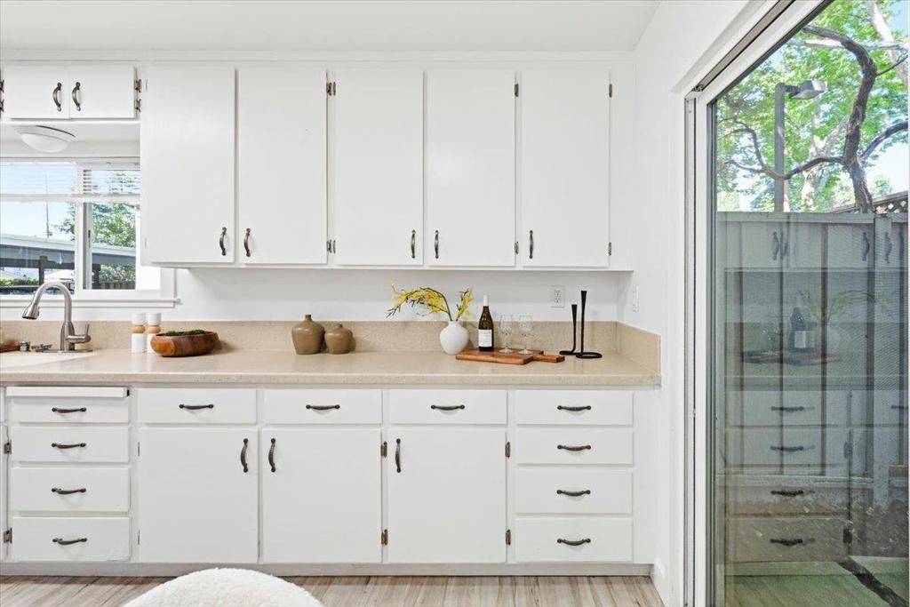 Image 20 of property listing at 453 N Rengstorff Avenue 19, Mountain View, CA 94043