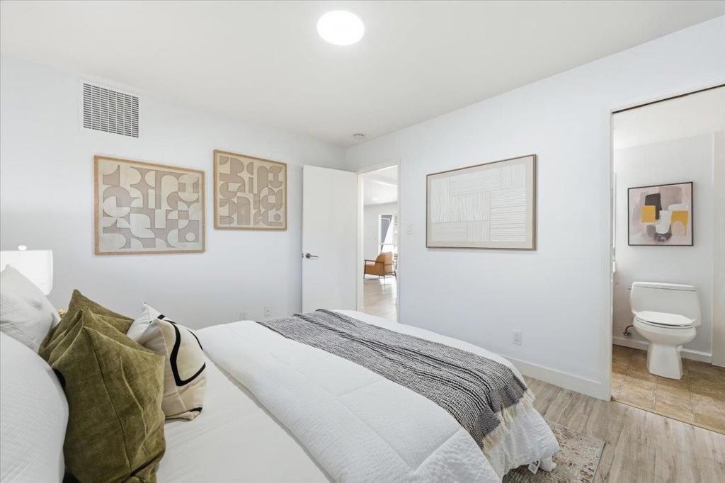 Image 35 of property listing at 453 N Rengstorff Avenue 19, Mountain View, CA 94043