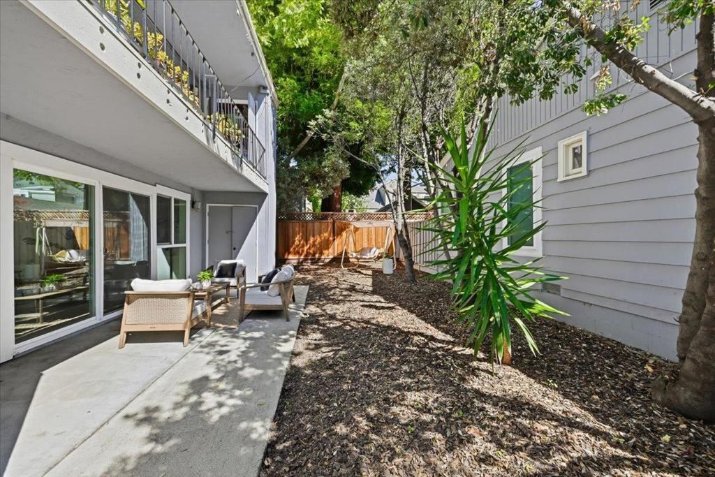 Image 39 of property listing at 453 N Rengstorff Avenue 19, Mountain View, CA 94043