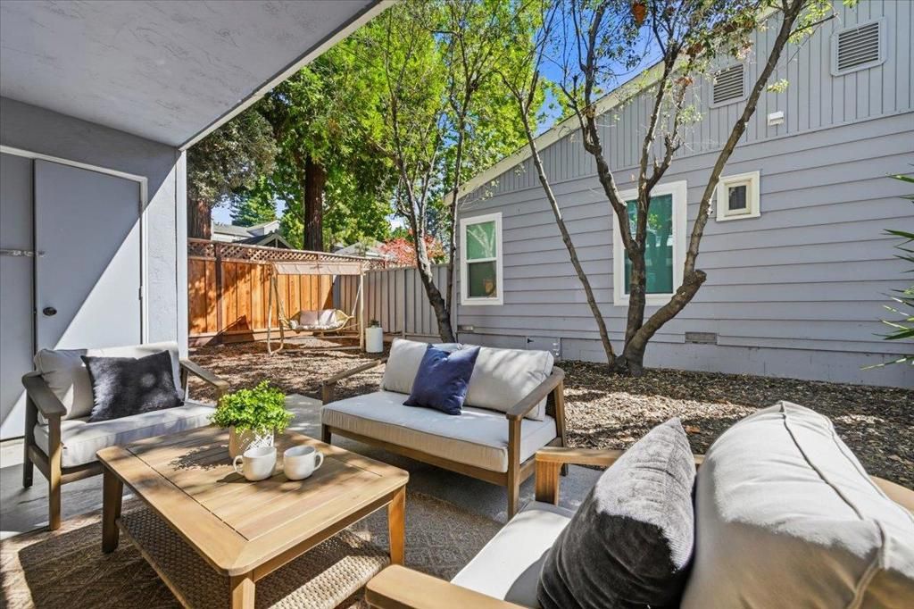 Image 44 of property listing at 453 N Rengstorff Avenue 19, Mountain View, CA 94043