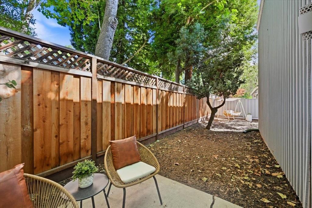 Image 47 of property listing at 453 N Rengstorff Avenue 19, Mountain View, CA 94043
