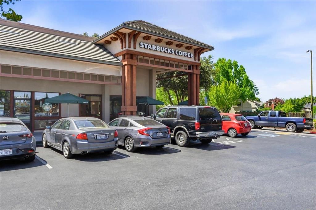 Image 55 of property listing at 453 N Rengstorff Avenue 19, Mountain View, CA 94043
