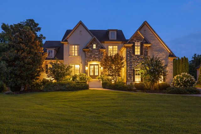 4304 Gallant Ridge Drive, Franklin, TN 37064