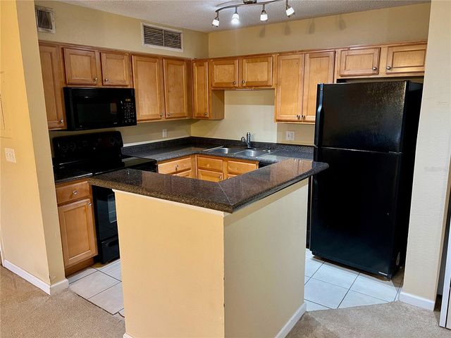 375 LAKE ONTARIO COURT 203, Altamonte Springs, FL 32701