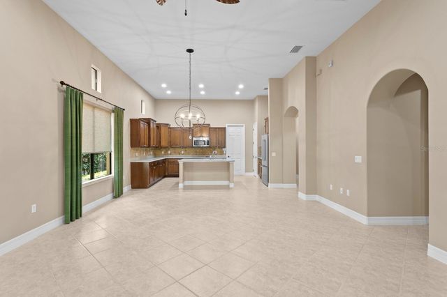 8220 DUNHAM STATION DRIVE, Tampa, FL 33647