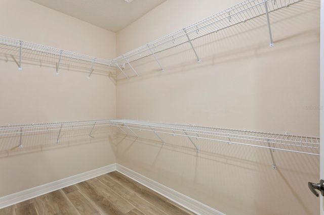 8220 DUNHAM STATION DRIVE, Tampa, FL 33647