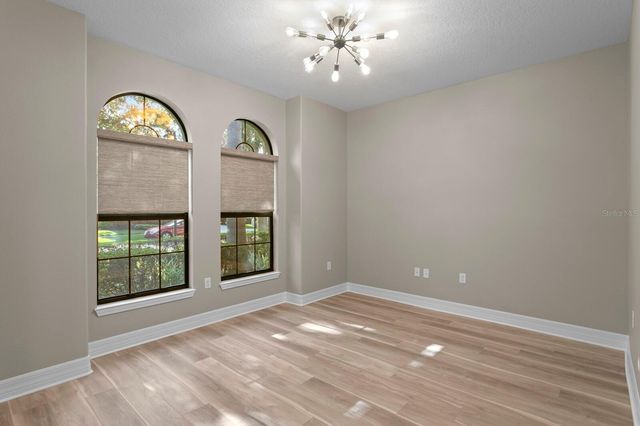 8220 DUNHAM STATION DRIVE, Tampa, FL 33647