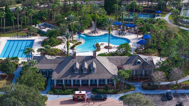 8220 DUNHAM STATION DRIVE, Tampa, FL 33647