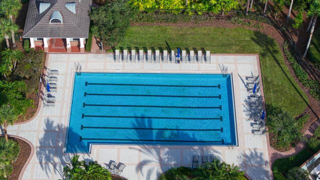 8220 DUNHAM STATION DRIVE, Tampa, FL 33647