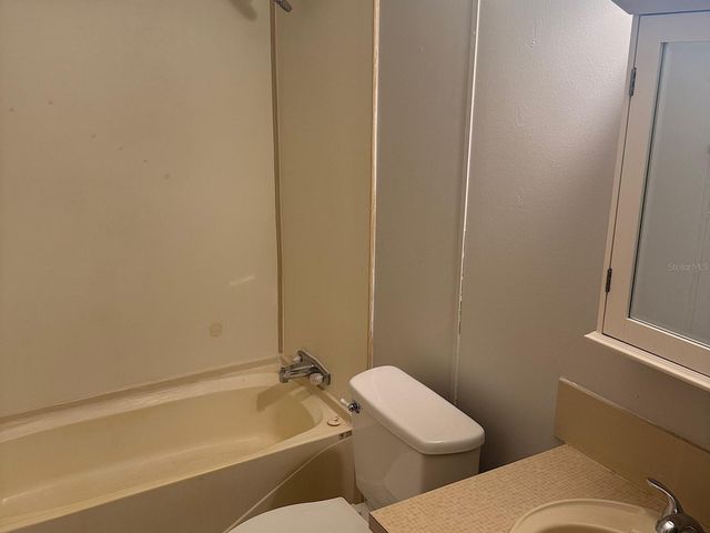 86 PELICAN DRIVE N, Oldsmar, FL 34677