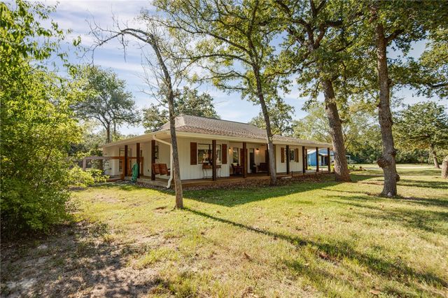 3337 Triple Bend Circle, College Station, TX 77845