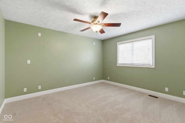 14707 Melbourne Court, Westfield, IN 46074