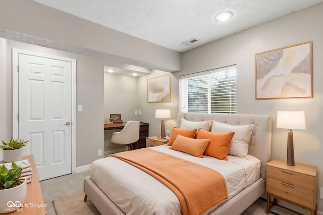 14707 Melbourne Court, Westfield, IN 46074