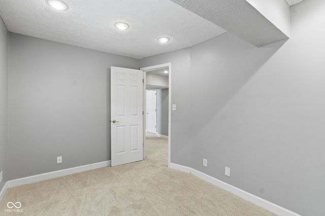 14707 Melbourne Court, Westfield, IN 46074