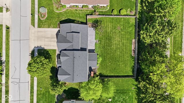 14707 Melbourne Court, Westfield, IN 46074