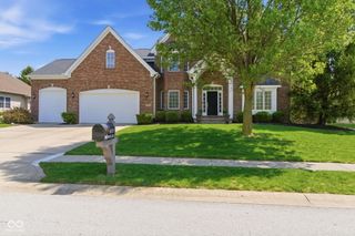 14707 Melbourne Court, Westfield, IN 46074