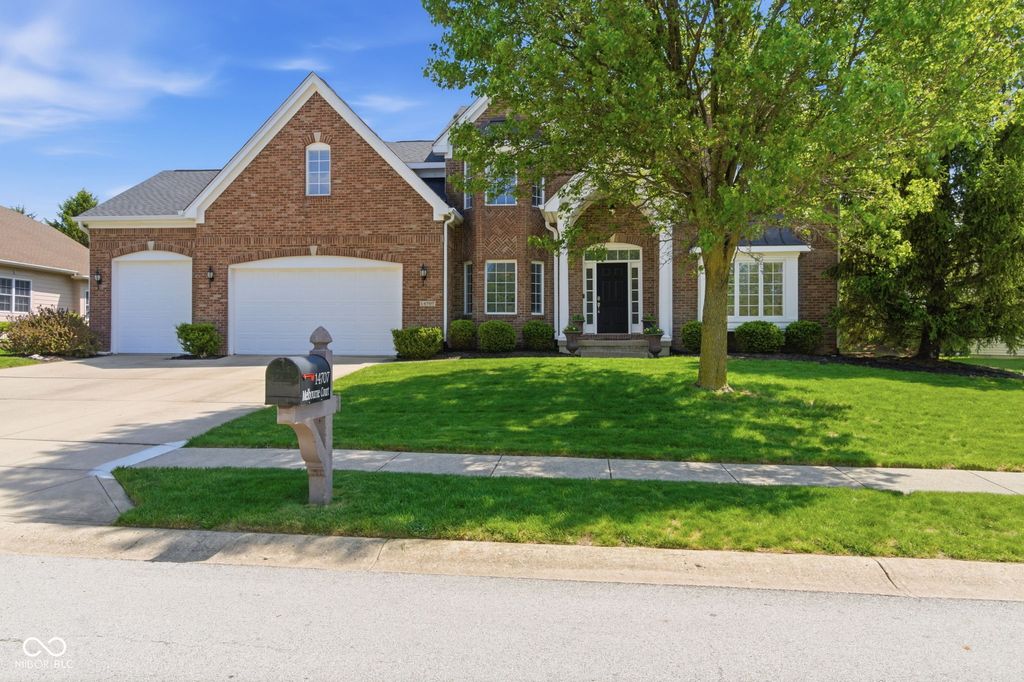 14707 Melbourne Court, Westfield, IN 46074