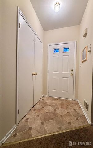 3 Peachtree Lane, Jamesburg, NJ 08831