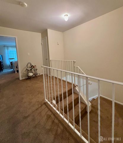 3 Peachtree Lane, Jamesburg, NJ 08831