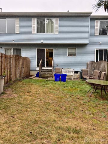 3 Peachtree Lane, Jamesburg, NJ 08831