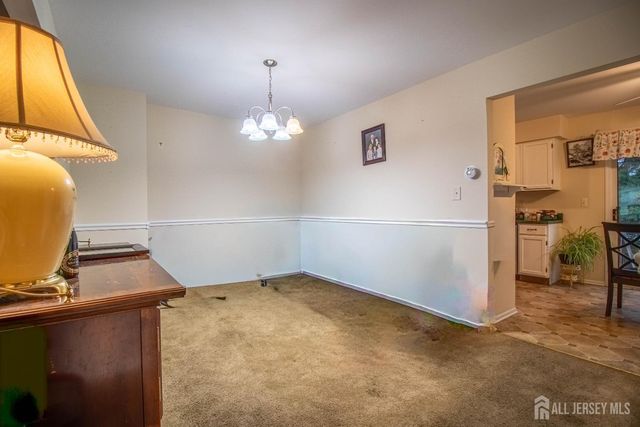 3 Peachtree Lane, Jamesburg, NJ 08831