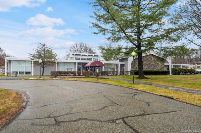 18L Hastings Court, Yorktown Heights, NY 10598