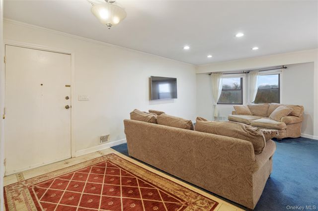 18L Hastings Court, Yorktown Heights, NY 10598