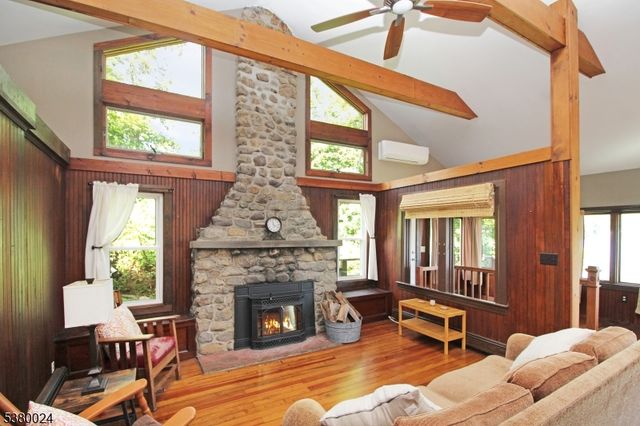 138 Lakeside Drive West, Liberty Twp., NJ 07823