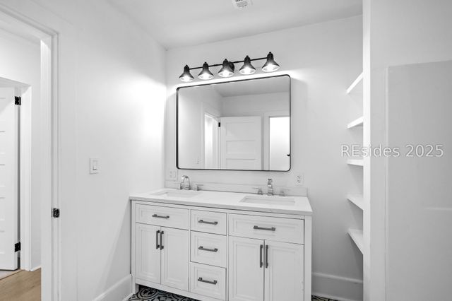 31 Church St N, Yemassee, SC 29335