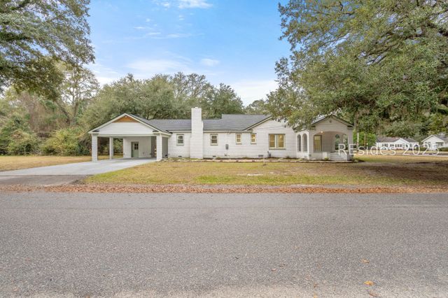 31 Church St N, Yemassee, SC 29335