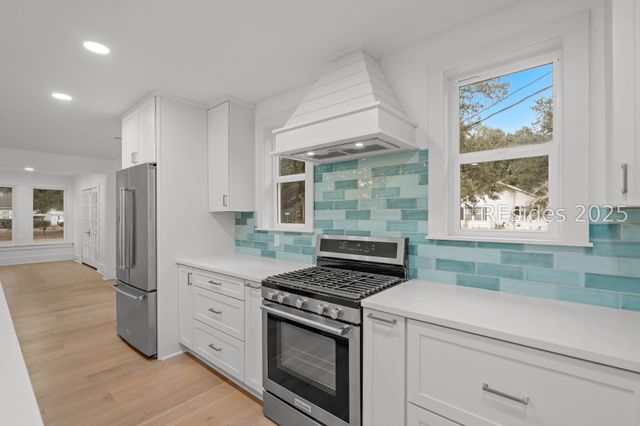 31 Church St N, Yemassee, SC 29335