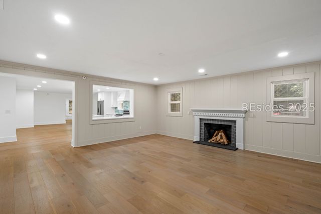 31 Church St N, Yemassee, SC 29335