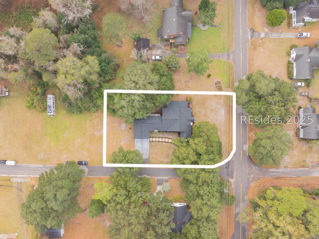 31 Church St N, Yemassee, SC 29335