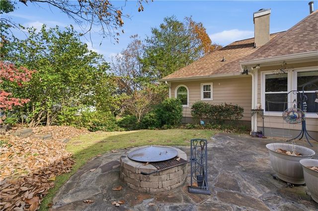 4243 N Mountain NE Road, Marietta, GA 30066