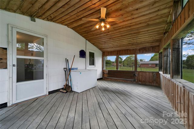 128 Summit Avenue, Brevard, NC 28712
