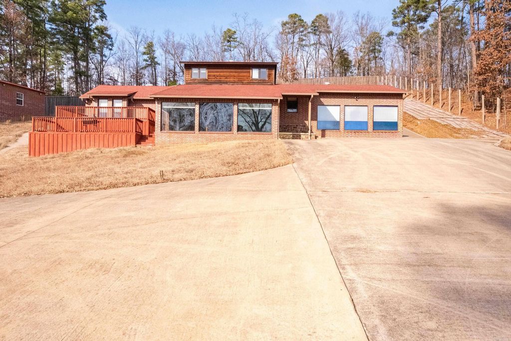 1725 Tally Ho Trail, Little Rock, AR 72210