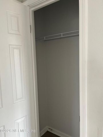 10547 BRIARCLIFF Road E, Jacksonville, FL 32218